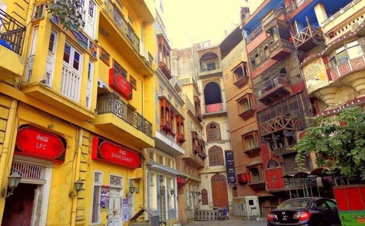  Top 5 Food Streets in Lahore