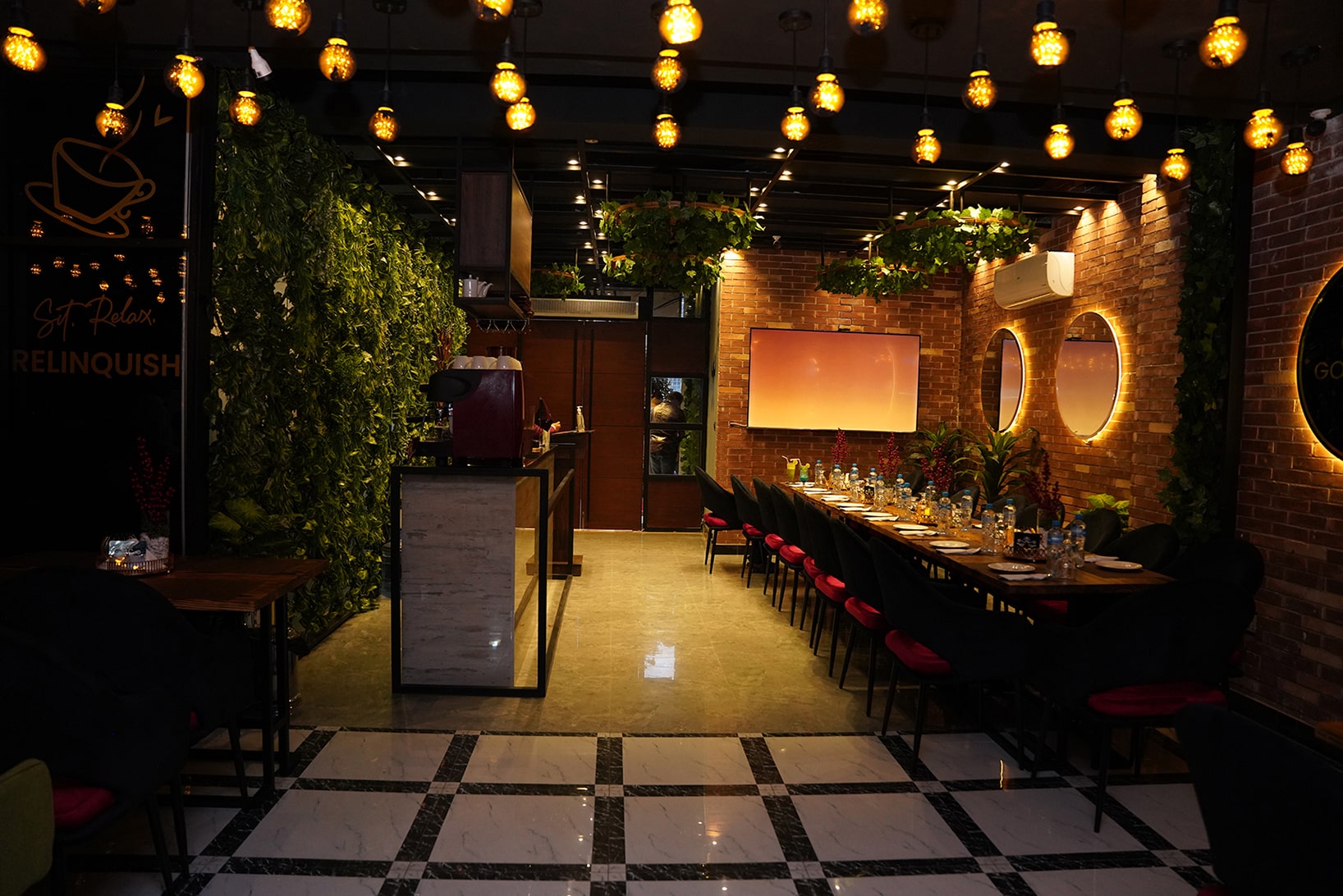 El Momento Lahore Ambiance