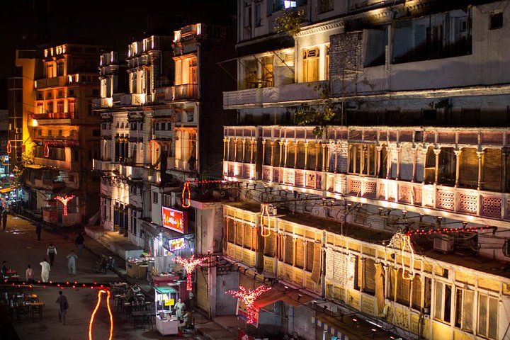 Gawalmandi Food Street Lahore