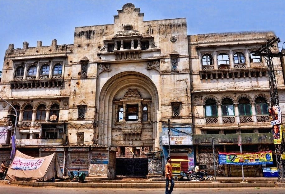 Lakshmi Chowk Food Street Lahore