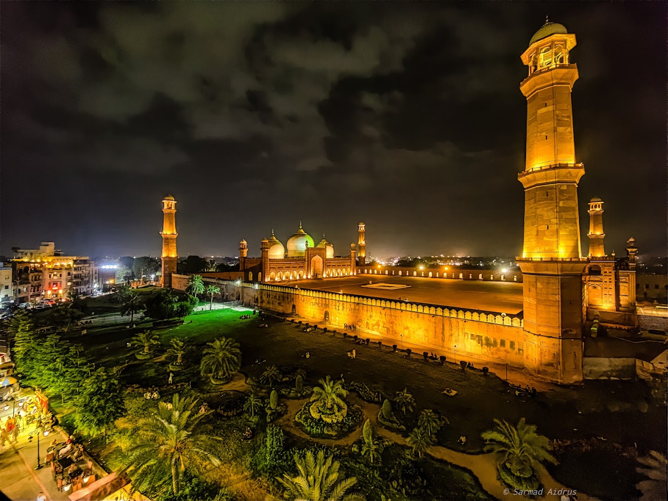 Places to Visit in Lahore at Night - El Momento