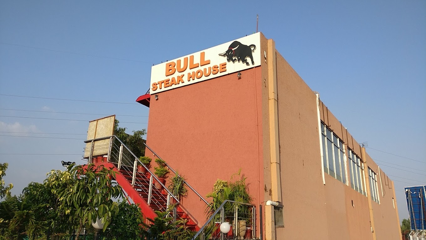 Bull Steakhouse 